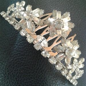 Silver Jeweled Flowers Head Piece
